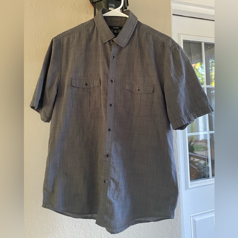 Alfani Men's Gray Short Sleeve Shirt